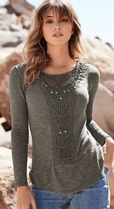 Venus CROCHET FRONT TOP